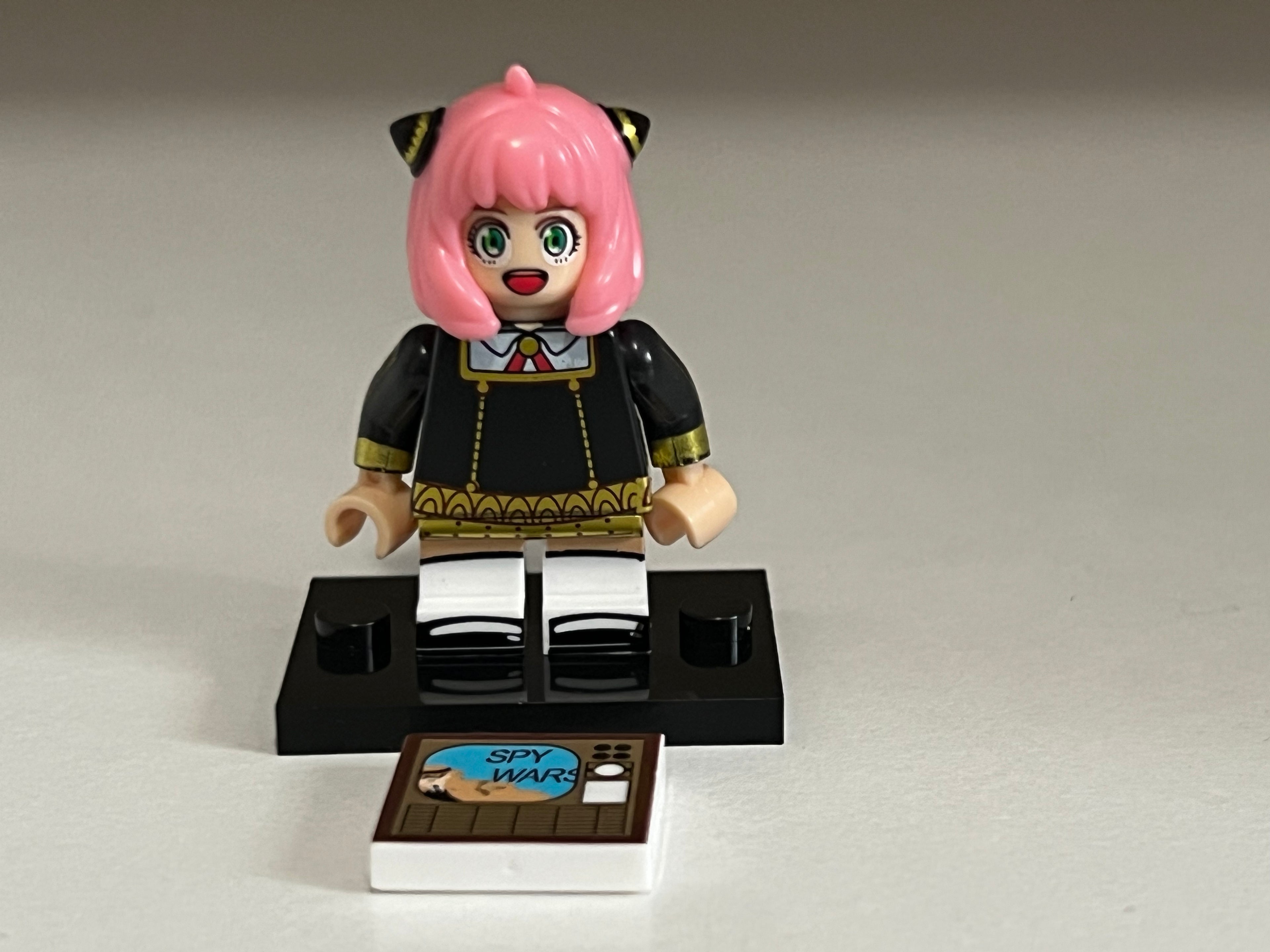 Spy Family Anya Minifigure