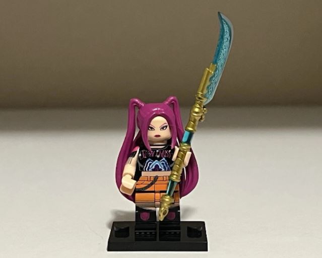 K-Pop Demon Hunter Mira Minifigure Front