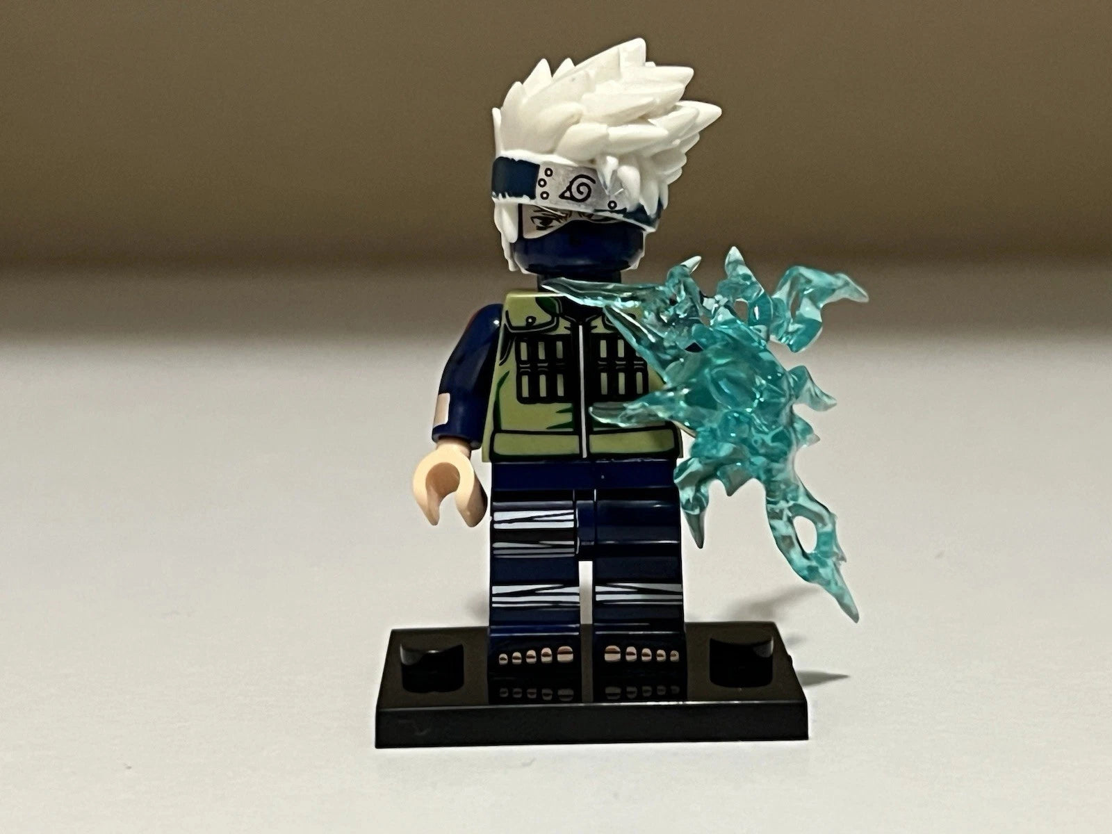 Naruto Kakashi Copy Ninja Minifigure Front