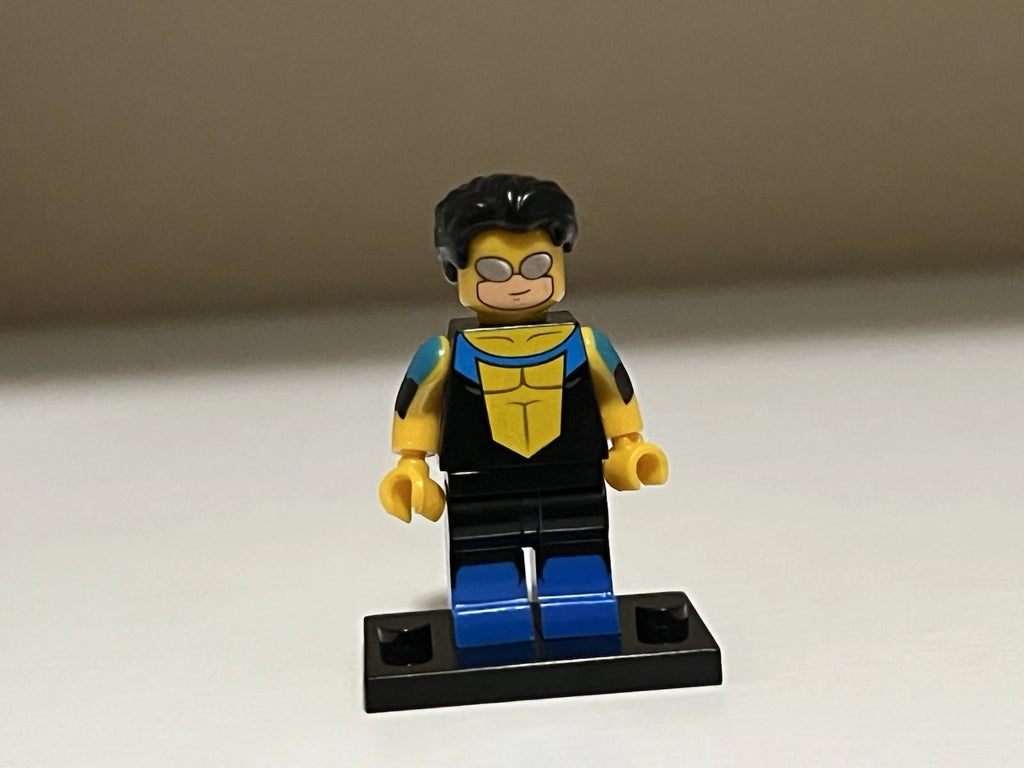 Omni-Man Invincible Minifigure Front