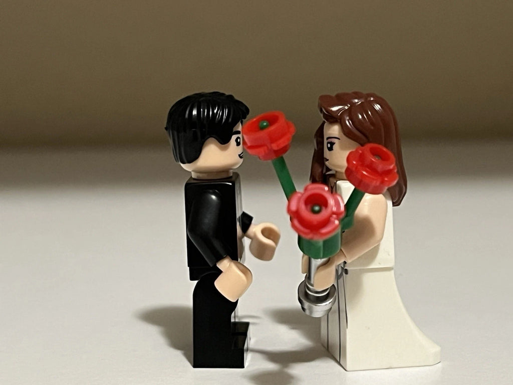 Bride and Groom Wedding Minifigures