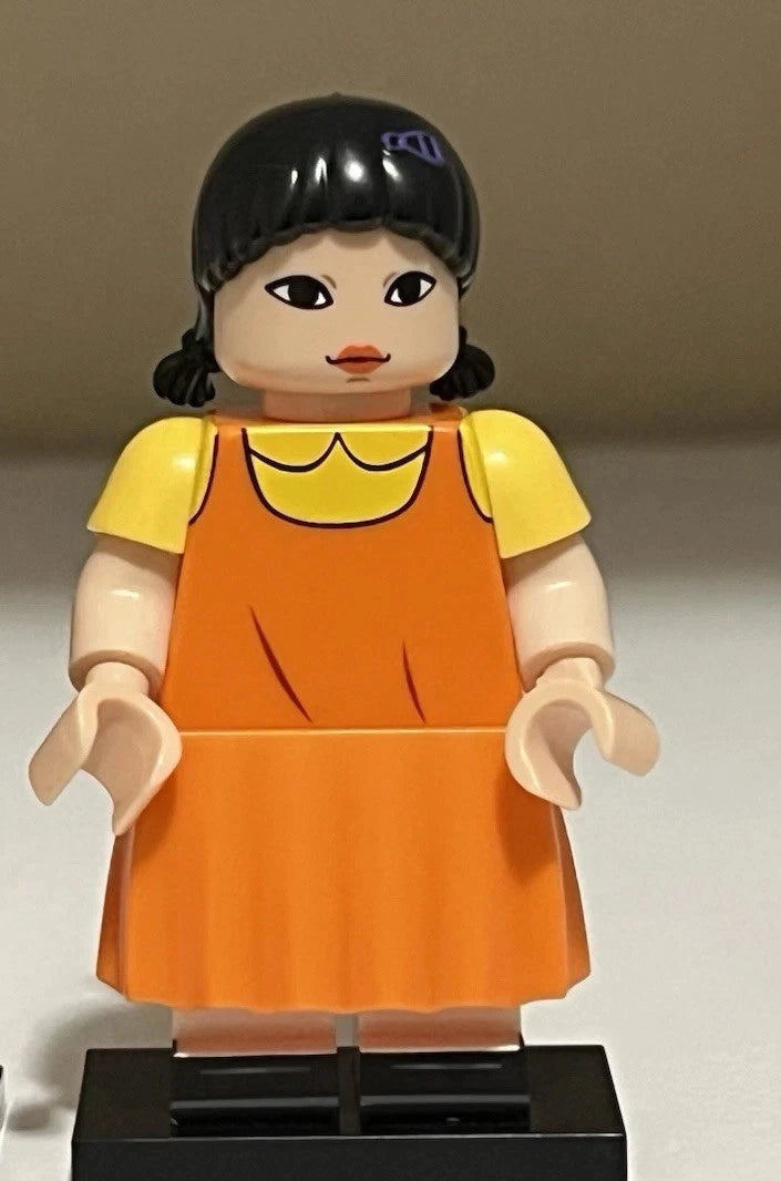Squid Game Young-hee Doll Minifigure