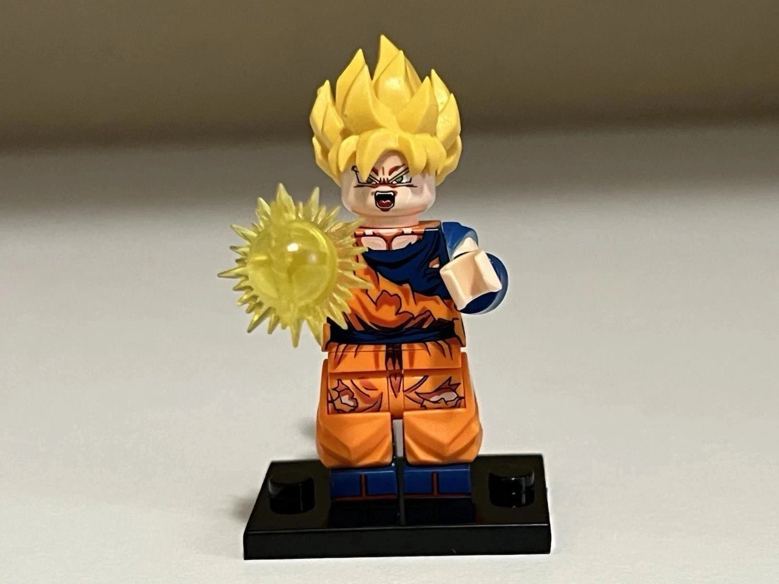 Dragon Ball Goku Minifigure