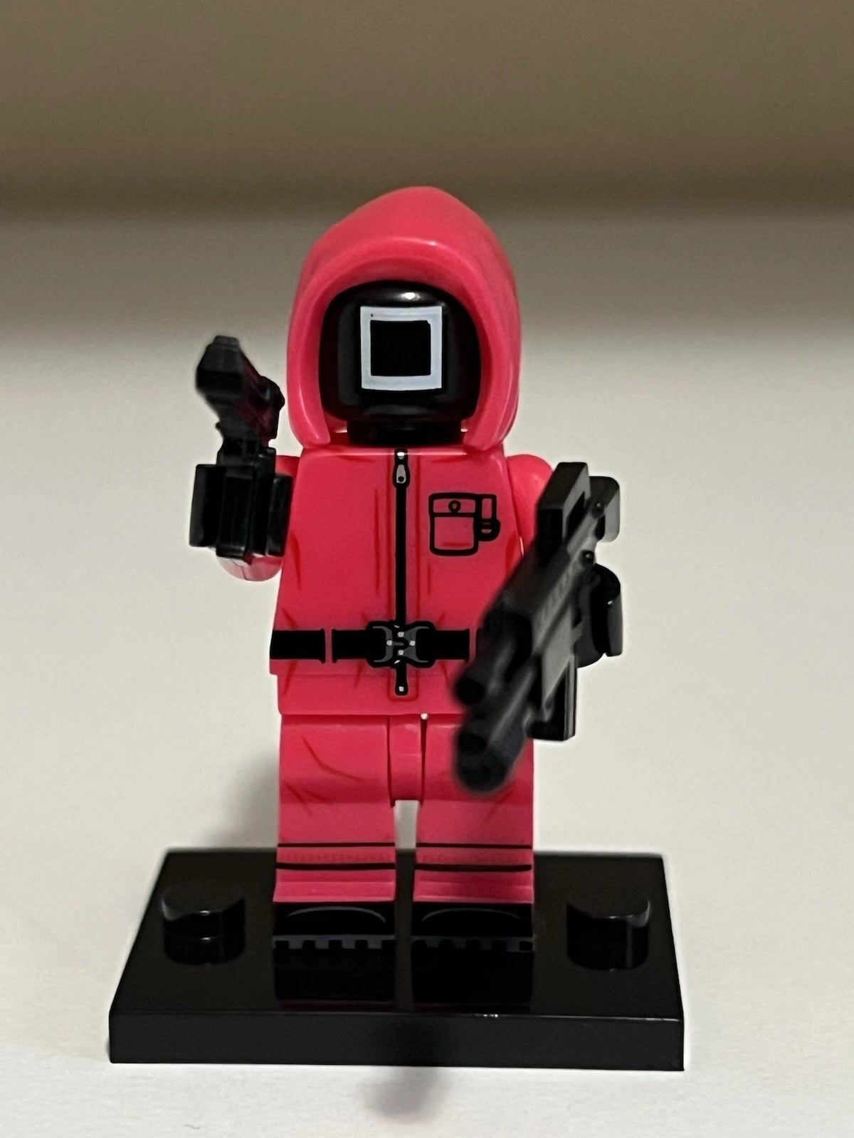 Squid Game Square Mask Guard Minifigure