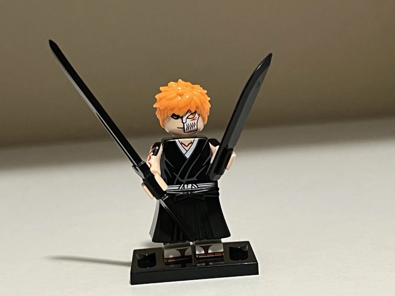 Bleach Ichigo Bankai Minifigure