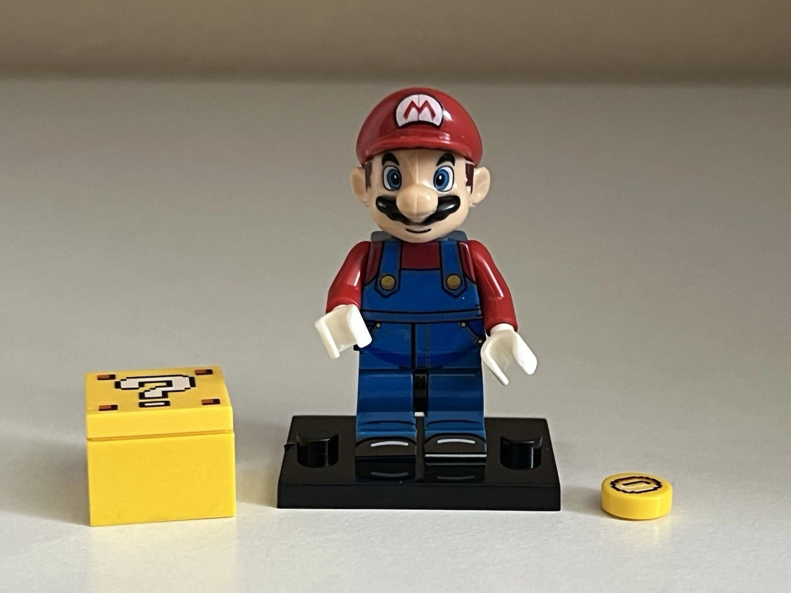 Mario Minifigure