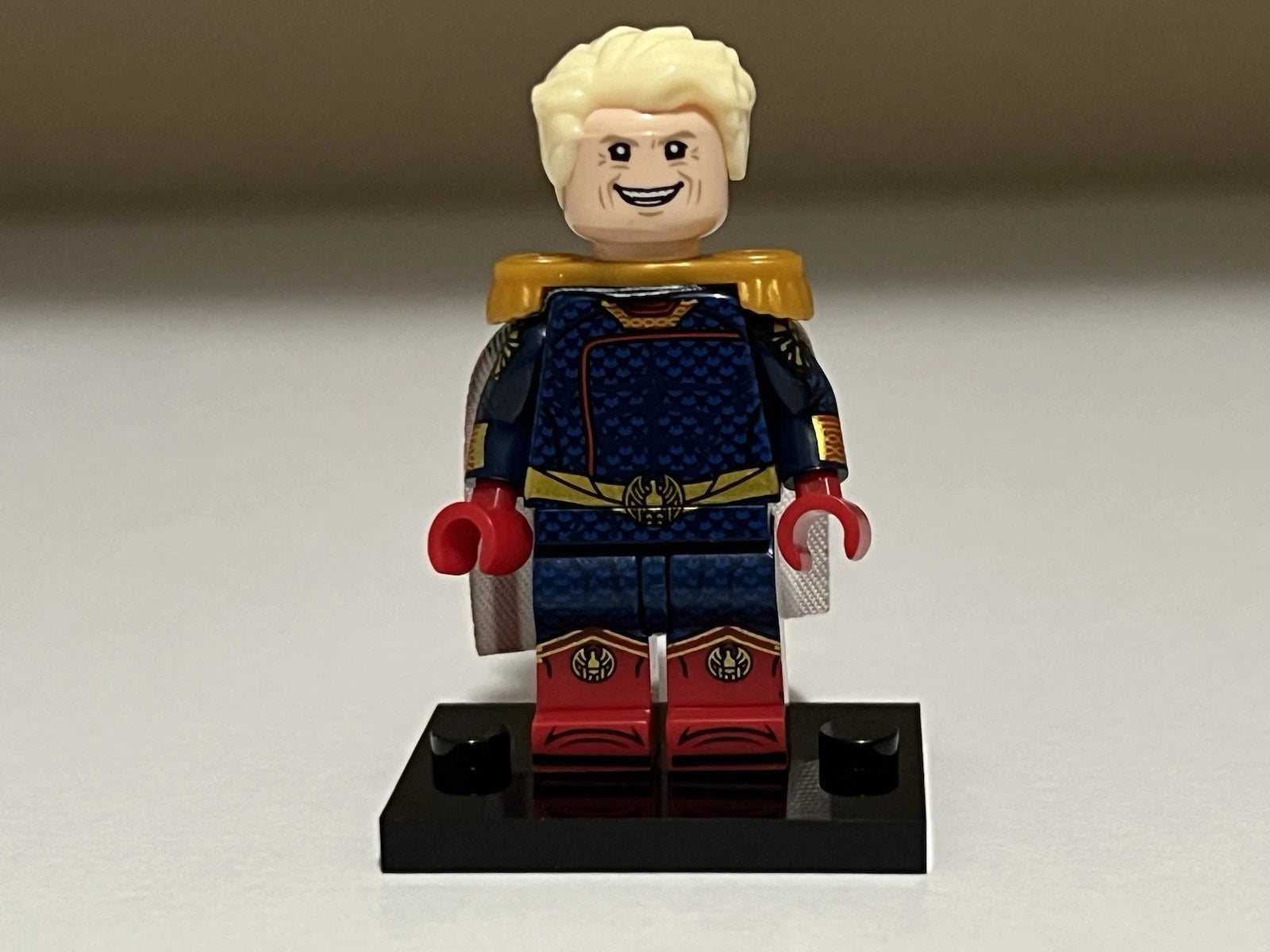The Boys Homelander Minifigure