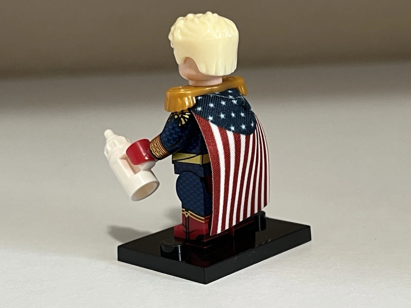 The Boys Homelander Minifigure