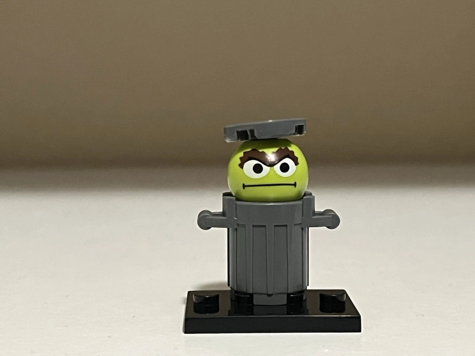 Sesame Street Oscar the Grouch Minifigure Custom Printed