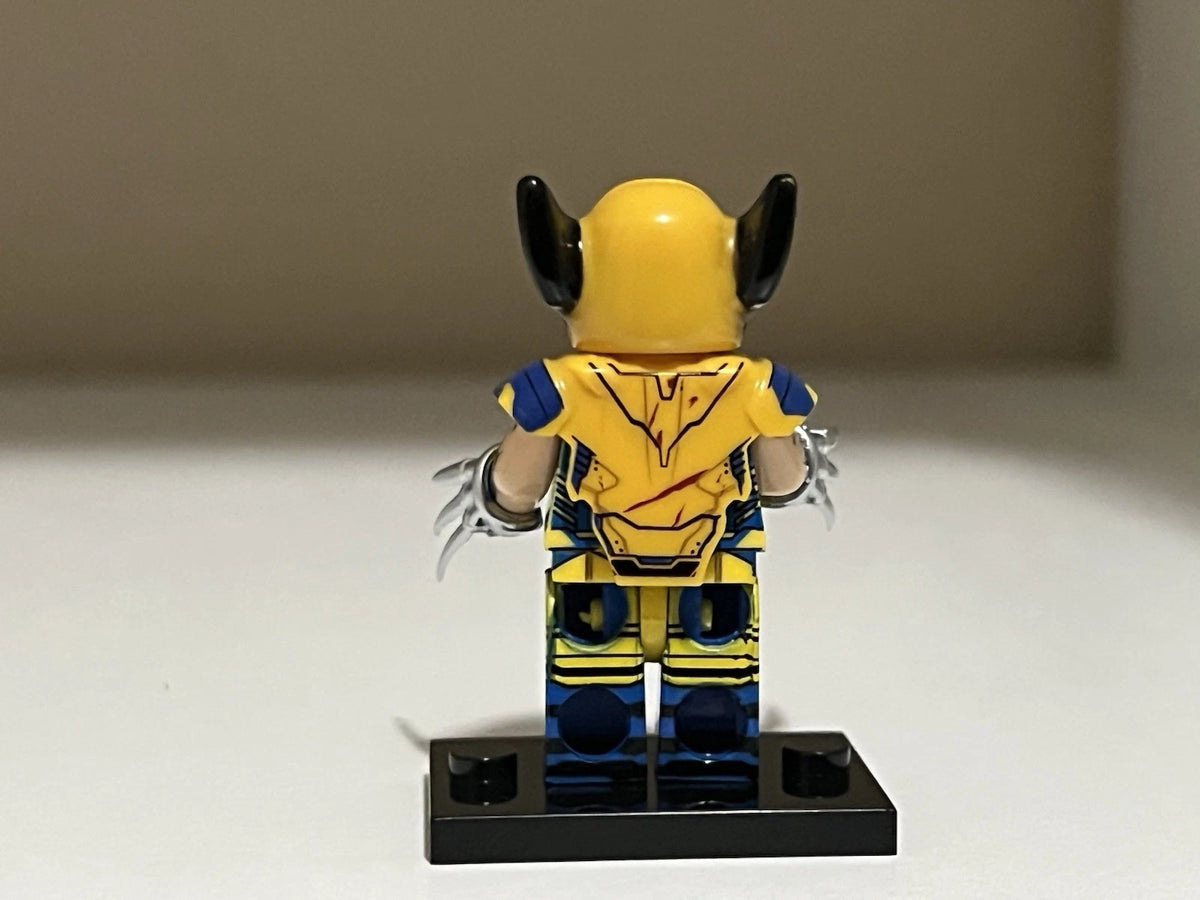 X-Men Yellow Suit Wolverine Minifigure