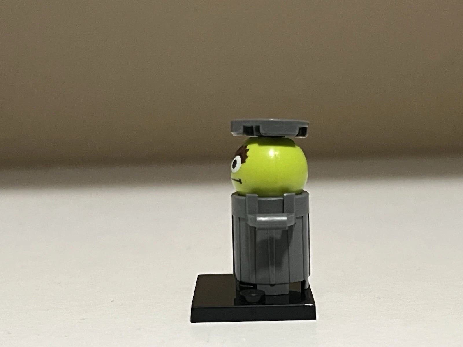 Sesame Street Oscar the Grouch Minifigure Custom Printed
