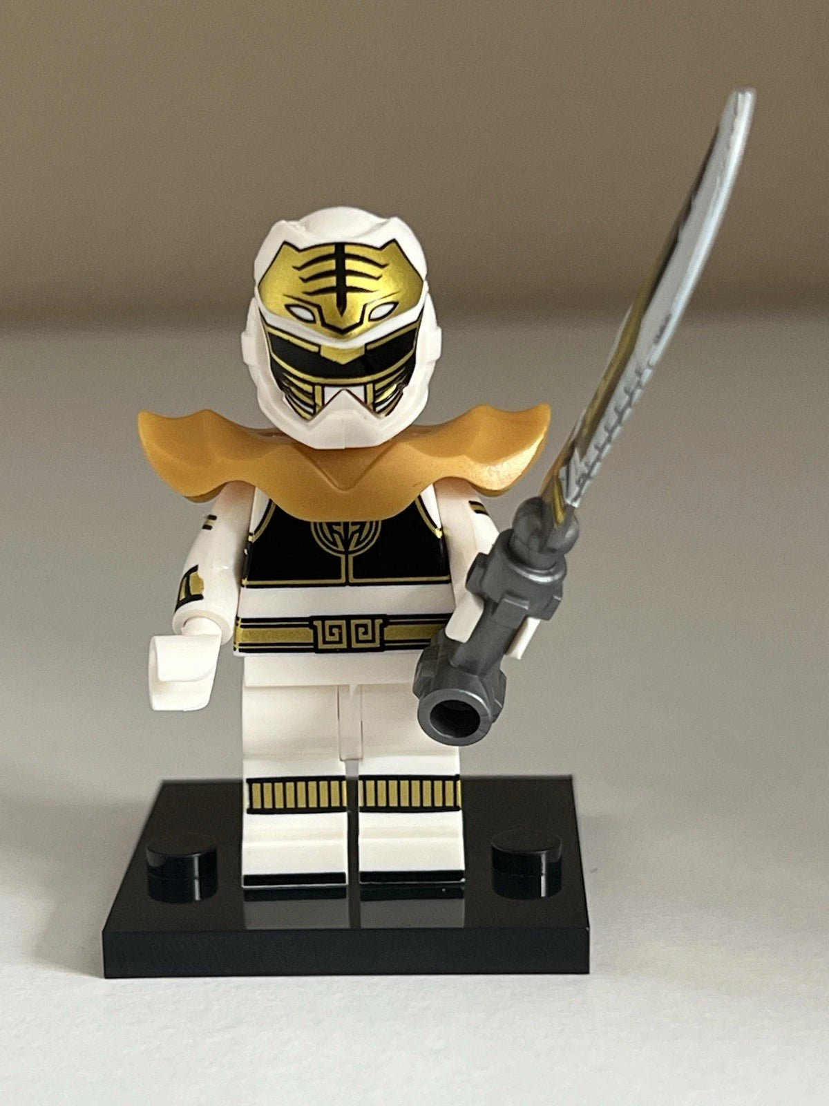 White Power Ranger Minifigure