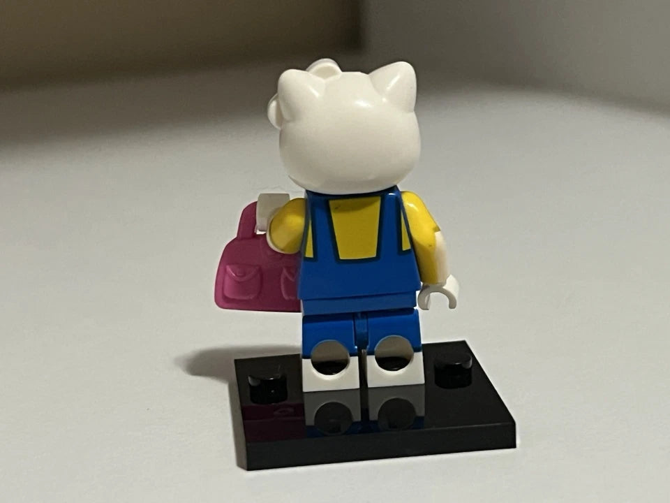 Hello Kitty Minifigure