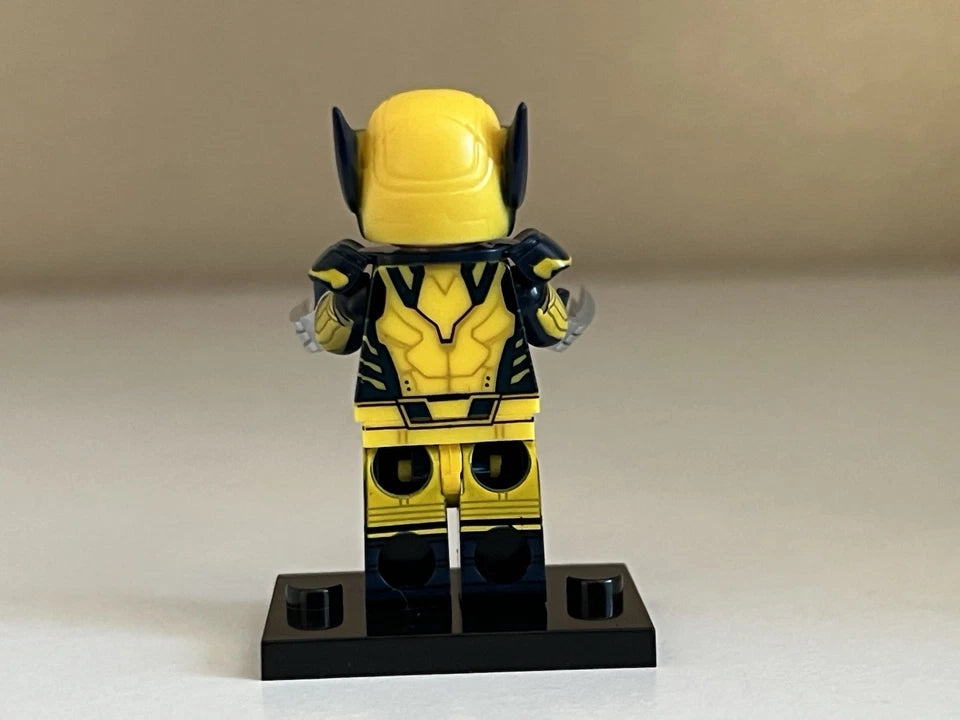 X-Men Yellow Suit Wolverine Minifigure