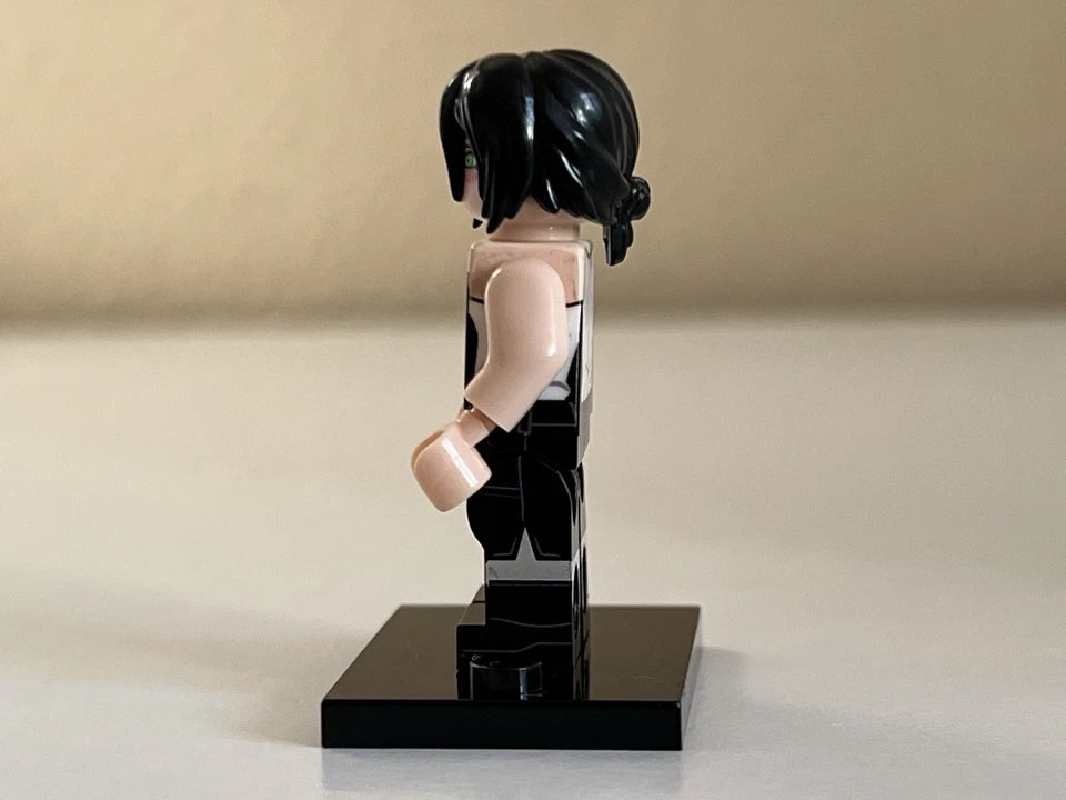 Chainsaw Man Reze Minifigure
