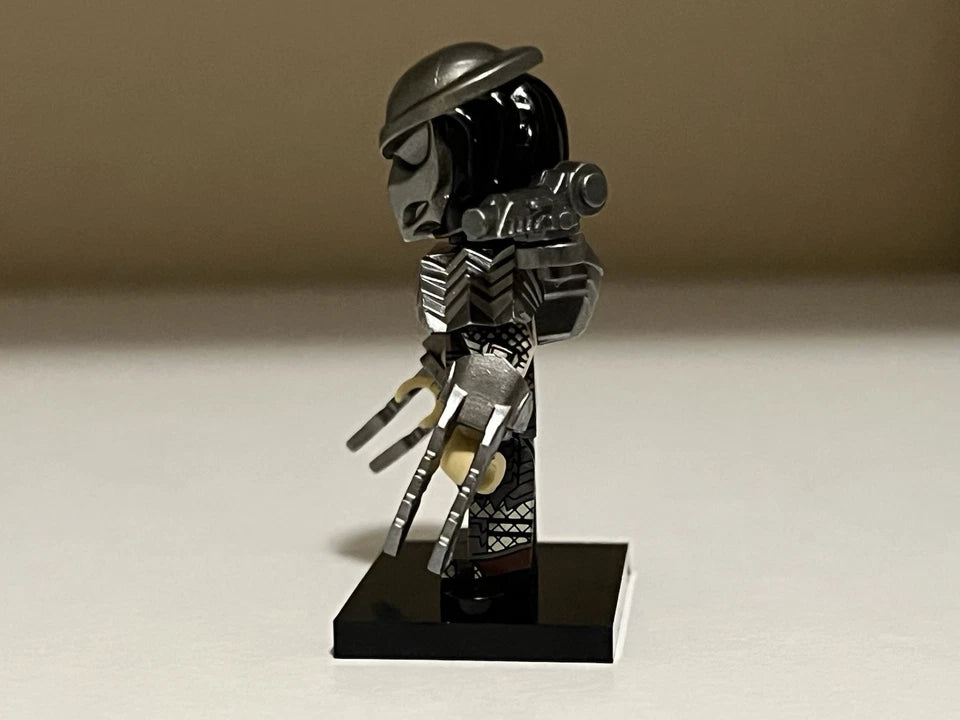 Predator Minifigure